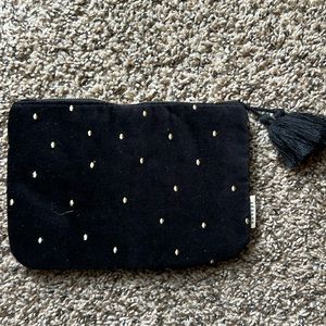 Sézane  LIMITED EDITION makeup bag Black velvet
